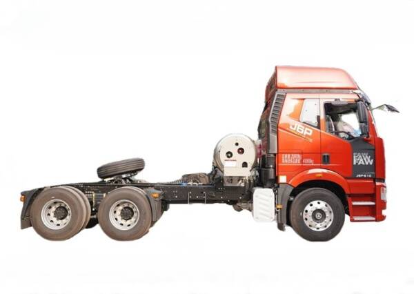 FAW J6P LNG Tractor truck